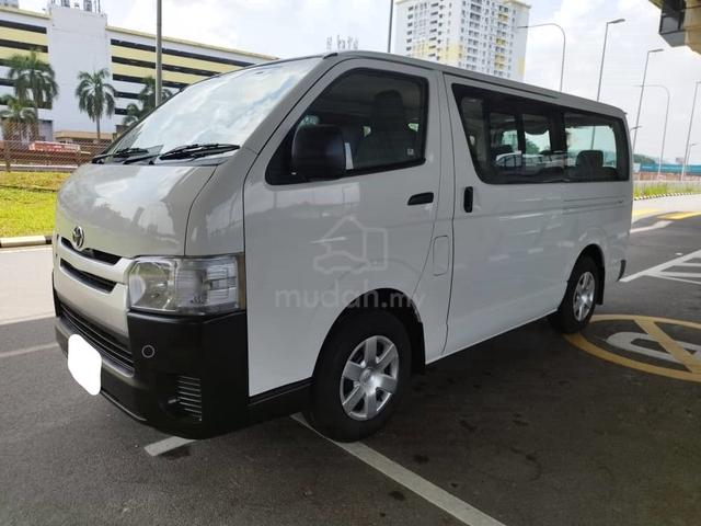 2017 Toyota HIACE 2.5 (M) Window Van 14 Seat - 3