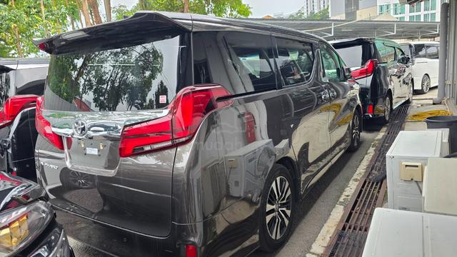 GRADE 4 2021 Toyota ALPHARD 2.5 SC SUNROOF PROMO - 2