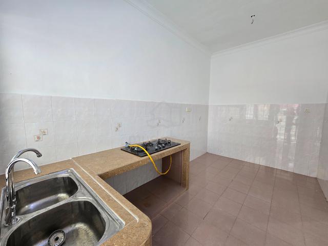 Nusa Damai Seri Alam Fully Renovated Double Storey Terrace 4