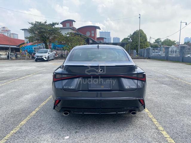 2022 Lexus IS300 2.0 F-SPORT MODE BLACK S (A) - 5