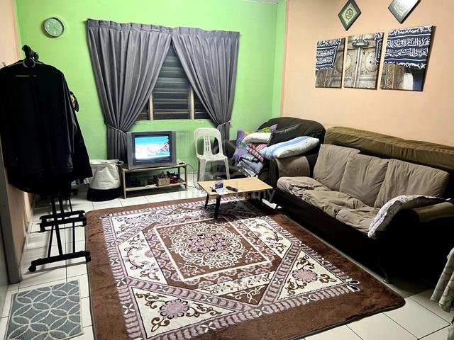 Bilik Sharing, Hadapan NSK Kota Damansara 1