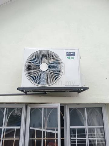 Carousel Image