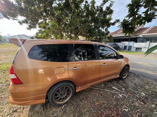 2009 Nissan GRAND LIVINA 1.8 IMPUL (A) - 4