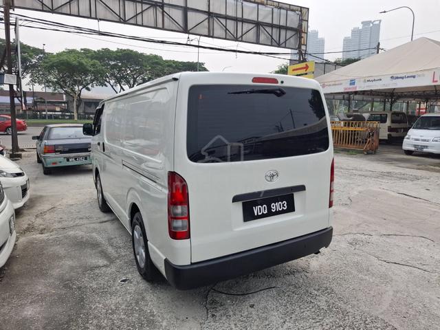 2020 Toyota HIACE 2.5 KDH200R ENHANCED (M) - 2