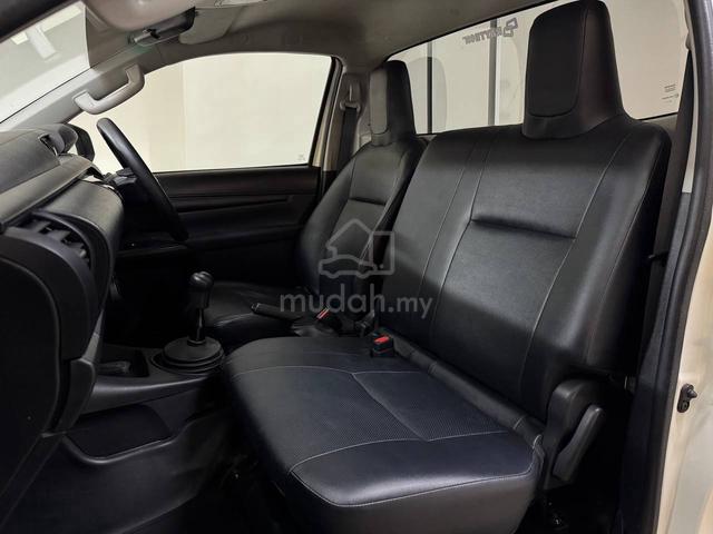 2023 Toyota HILUX 2.4 MT (M) SUPER CLEAN CONDITION - 3