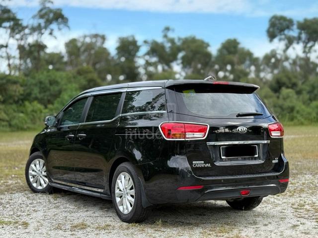 •2018✓|Budi Diesel✓|Kia GRAND CARNIVAL 2.2 D - 4