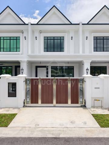 Cheap / South Hills @ Bandar Seri Alam / Double Storey / Brand New 1