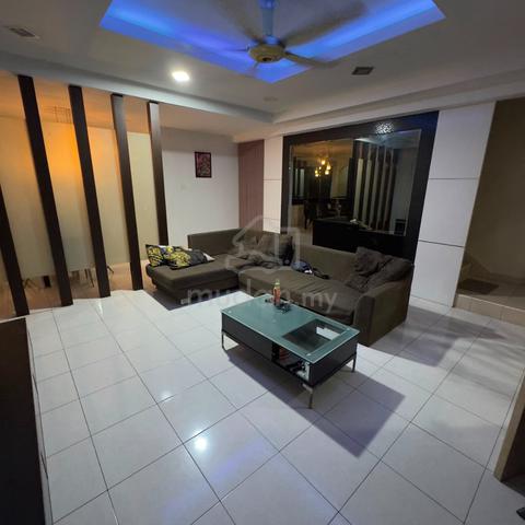 Bukit Indah Double Storey House 4Bed 3Bath Almost Fully Furnished 1
