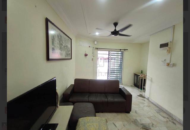 R1500/Kulai/Jalan Sri Putri/Single Storey/3Bed/Fully Furnished/Leo7888 1