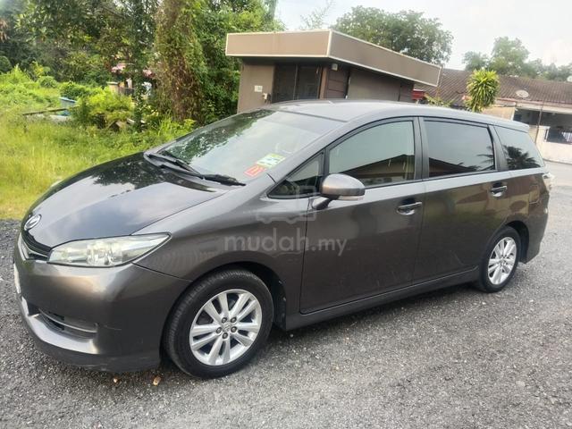 2013 Toyota WISH 1.8 X ZGE20G FACELIFT (A) - 3