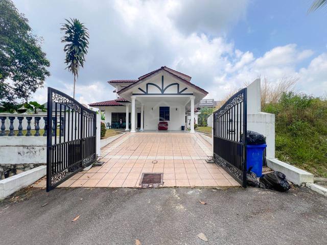TERMURAH! Seksyen 9 Shah Alam 2 Storey Bungalow House 1