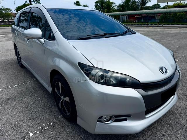 2013 Toyota WISH 1.8 S FACELIFT (A) Family Car Mpv - 1
