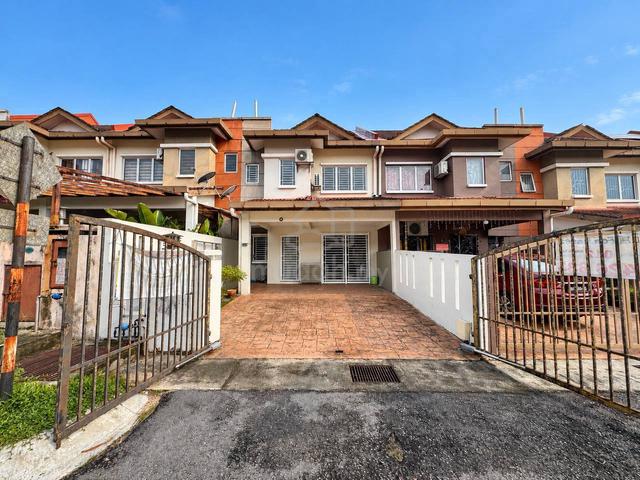 Fully Renovated & Extended Kitchen 2-Storey House Kota Emerald, Rawang 1