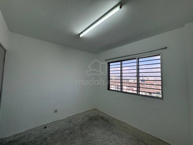 Pandan Ria Apartment (Block D) 1