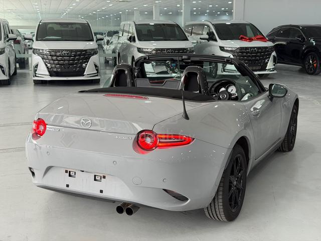 2025 Mazda MX-5 ROADSTER 1.5 S SPECIAL PACKAGE AT - 4