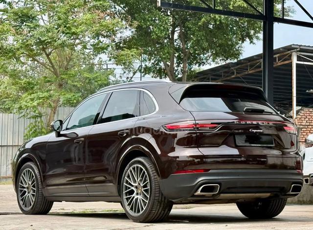2018 Porsche CAYENNE 3.0 (A) - 3