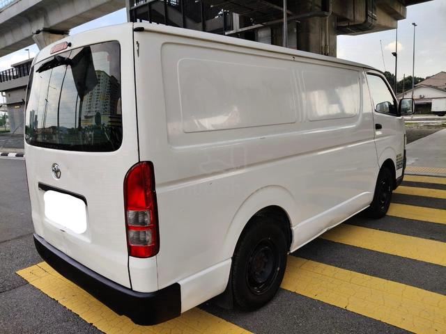 2009 yota Hiace 2.5 (M) Panel Van ( No Paint ) - 3