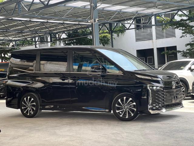 2022 Toyota VOXY 2.0 S-Z GRADE 4.5BB BLACK - 2