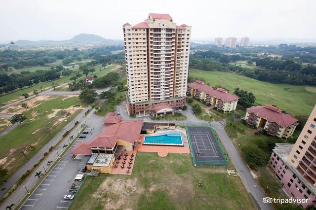 A famosa Land for sell 1