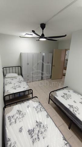 Pusat Komersial Seksyen 7 1