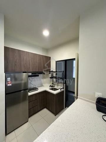 Residensi Max 1