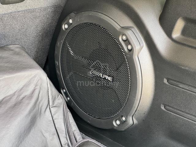 21 ALPINE BSM Jeep WRANGLER UNLIMITED SAHARA 2.0 T - 5