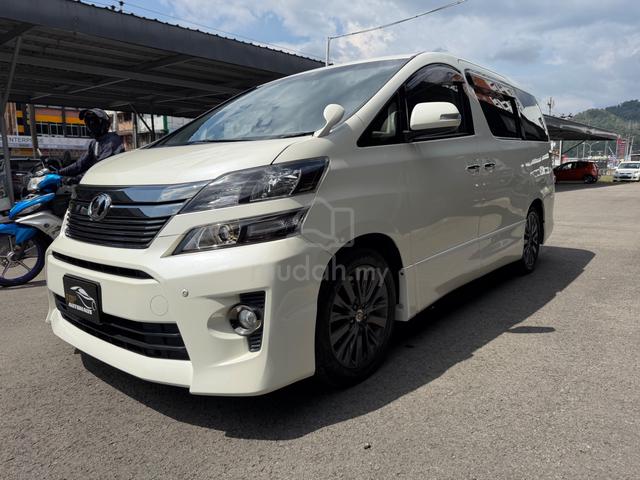 2013 Toyota VELLFIRE 2.4 Z GOLDEN EYES FACELIFT - 1