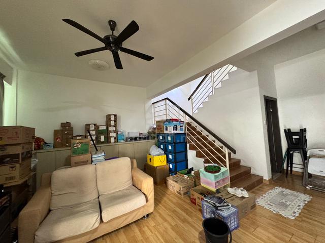 Taman Adamas 118 Bundusan 2.5 storey Semi Detached For sale 1