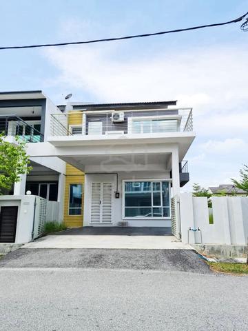 [CORNER UNIT - FREEHOLD] 2 Storey, Tmn One Krubong, Krubong, Melaka 1
