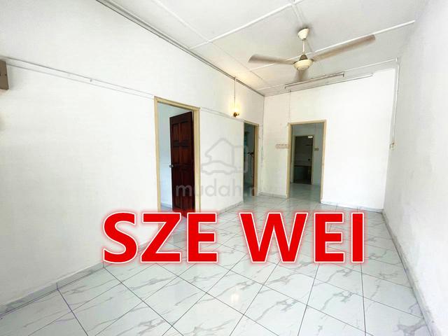 Tanjung Tokong 1 Sty Terrace 1100 Sqft Basic Reno Gurney Mount Erskine 2