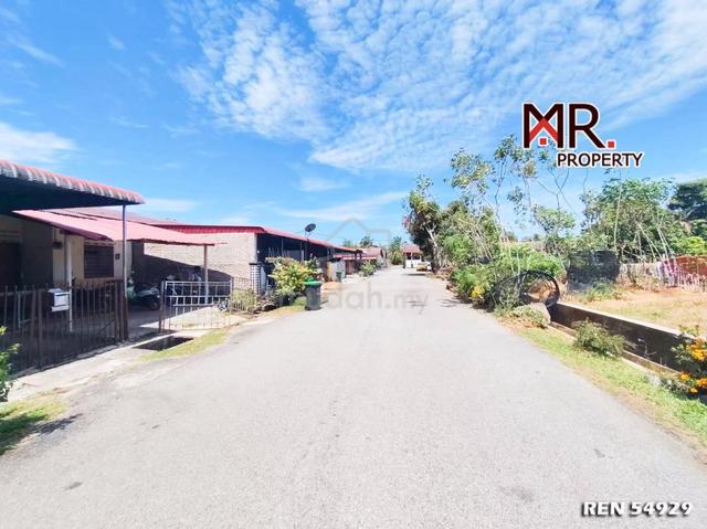 CORNER LOT Single Storey Semi-D House Kuala Ketil FOR SALE 1