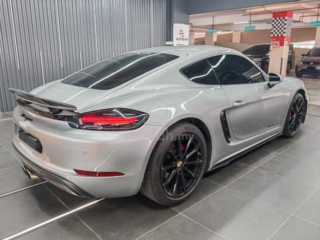 2017 Porsche 718 Cayman 2.0 (A) Coupe - 2