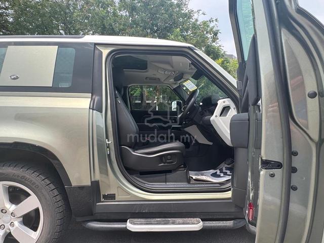 [3 DOOR] 2023 Land Rover DEFENDER 2.0 90S P300 - 5