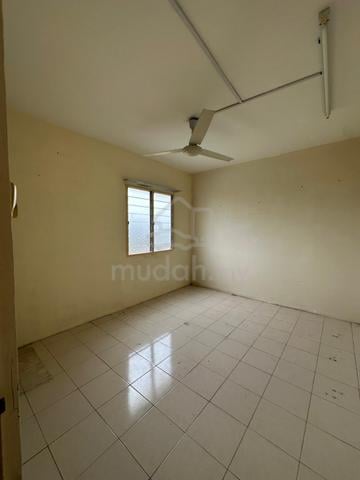 Kemuning Apartment (Taman Bunga Raya) 1