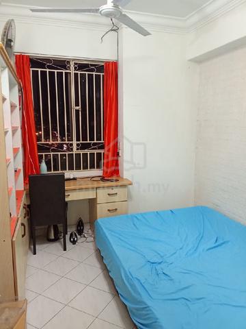 Room for rent 1
