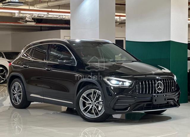 2021 Mercedes Benz GLA35 AMG 4MATIC / PANROOF - 1