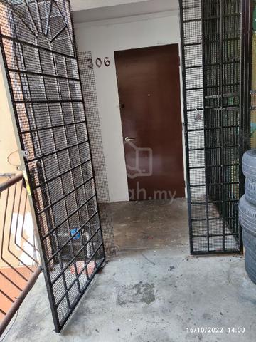 Flat PKNS Seksyen 8 Shah Alam 1