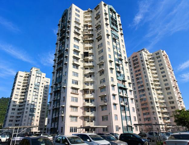 Desa Bayan Apartment 1