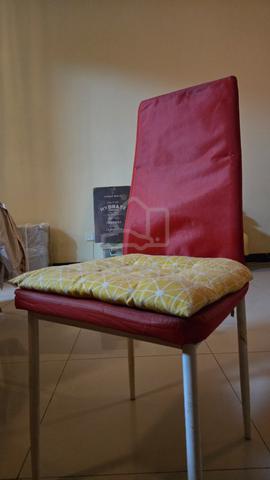 Dining chair and table - photo 5 of 6