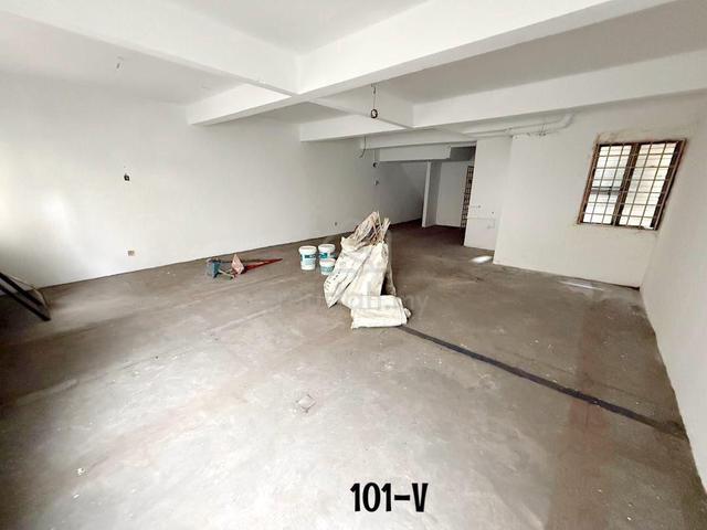 1ST FLOOR !! 784ft 1R1B Taman Sri Andalas 1st Floor Shop Office Klang 1
