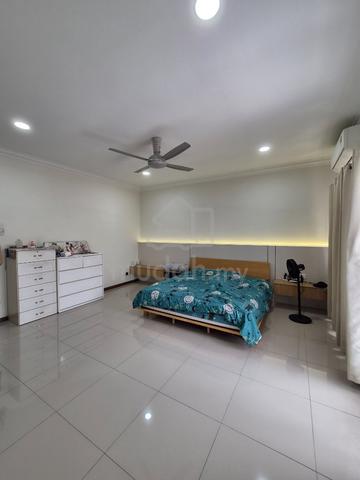 Putra Heights storey CORNER 1