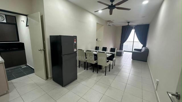 Residensi Max 1
