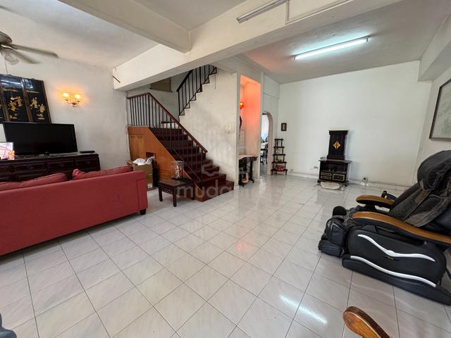 Super Cheap 2 Sty House @ OUG, Happy Garden, Freehold, Renovated, KL 1