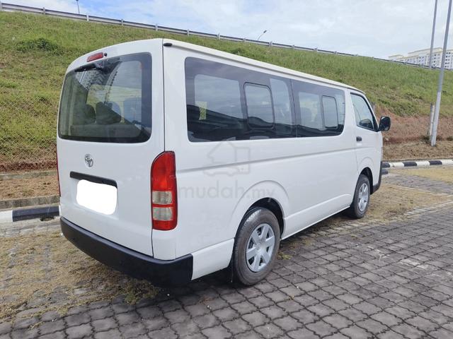 2019 Toyota Hiace 2.5 (M) 14 Seat Window Low Roof - 4