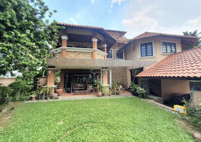 Renovated 2.5 Storey Bungalow at SS21 Damansara Utama 1