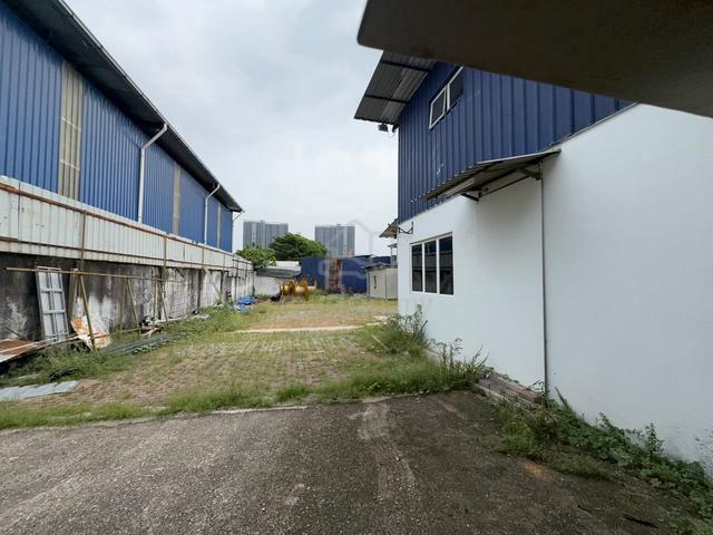 Kampung Cheras Baru Taman Yulek 7000sf Empty land with small Office 1