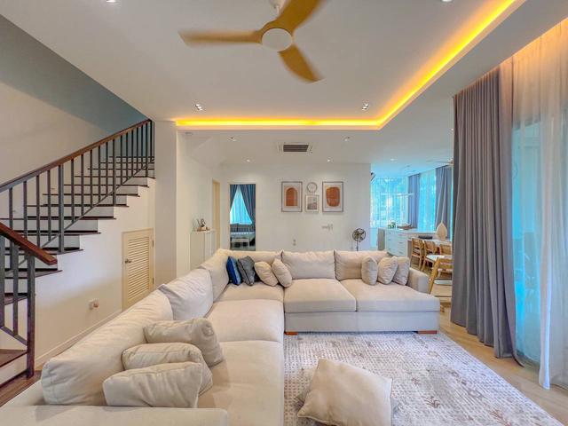 MODERN LUXURY RENOVATED 2 Storey End lot Garden Homes Eco Forest Semen 4
