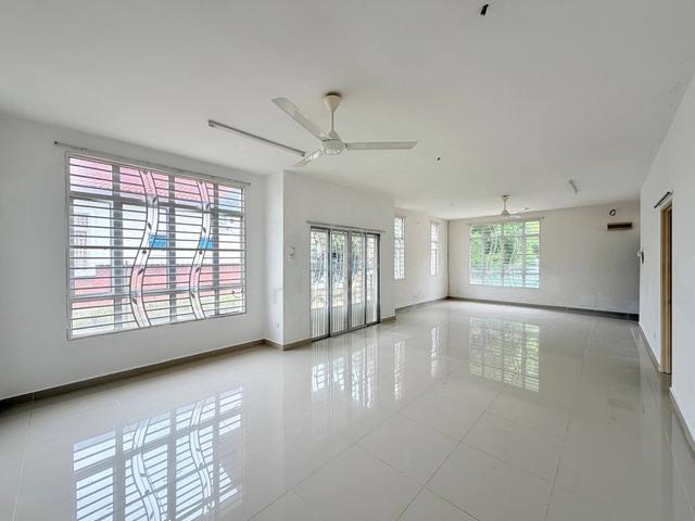Harga Termurah Banglo 1 Tingkat Mahkota Hills Type 4 Bilik Fully Tile 1
