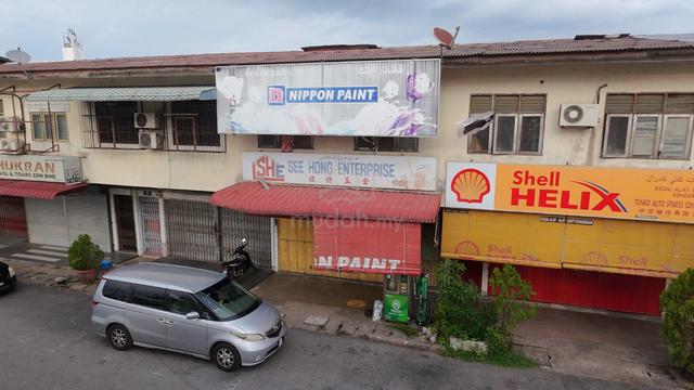 Rumah kedai 2 tingkat sebaris BSN 1