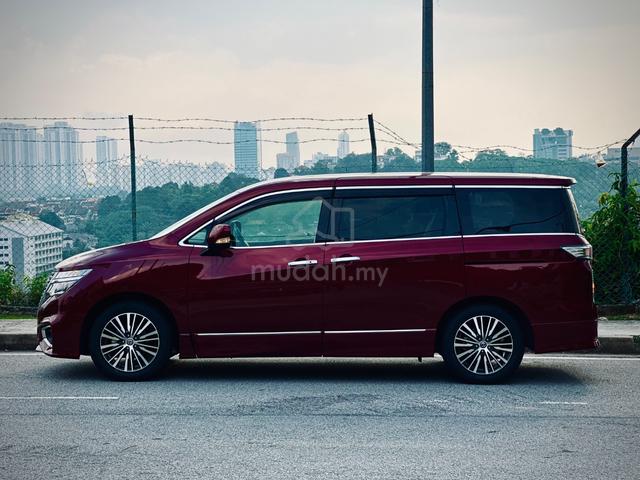 2022 Nissan ELGRAND 2.5 Premium Full Leather - 5